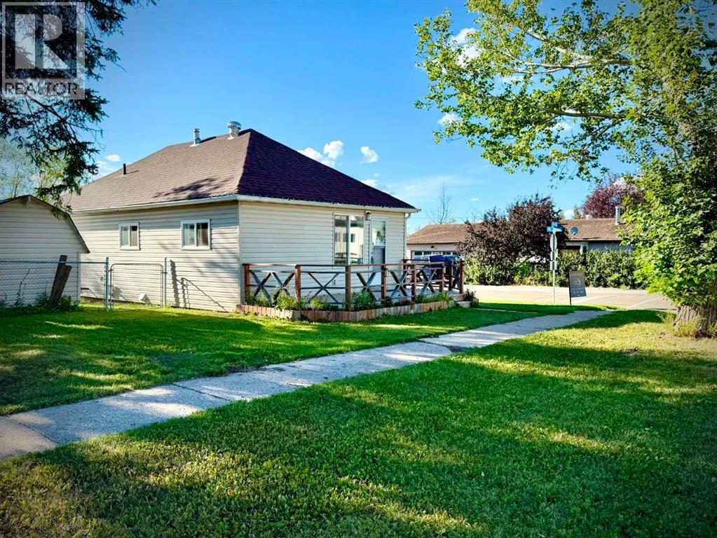 9732 100 Street - 2
