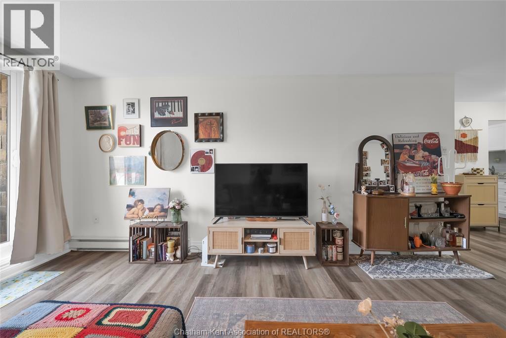 #312 150 Park AVENUE East - 11