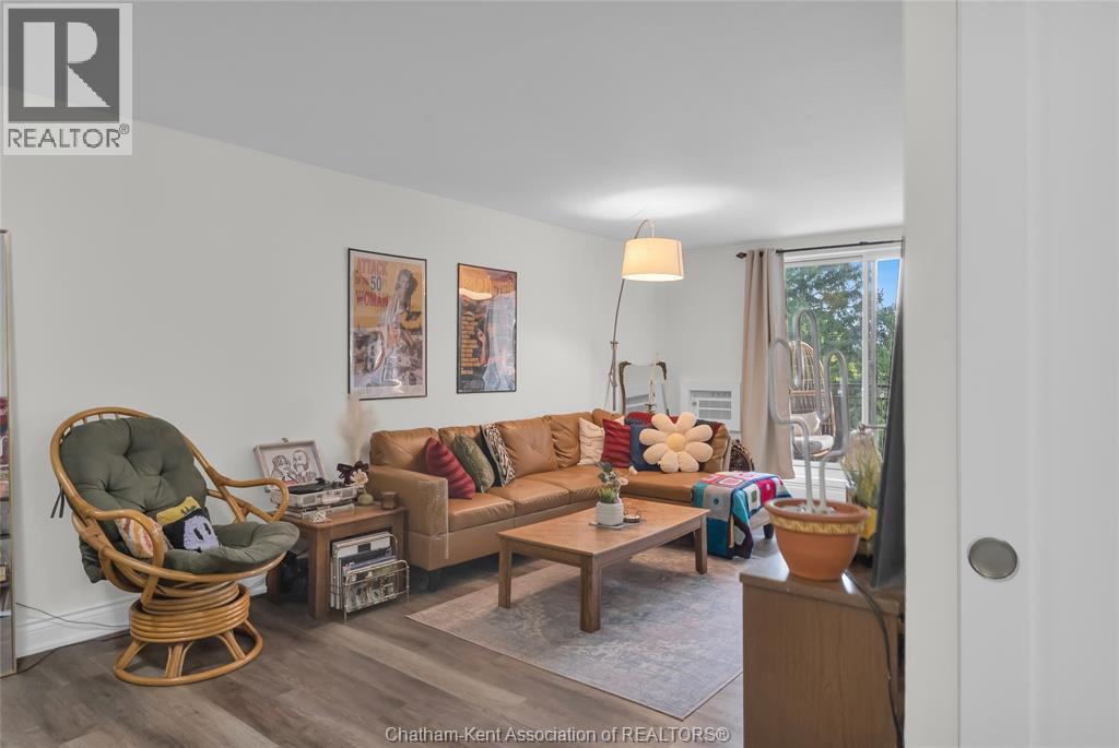#312 150 Park AVENUE East - 13