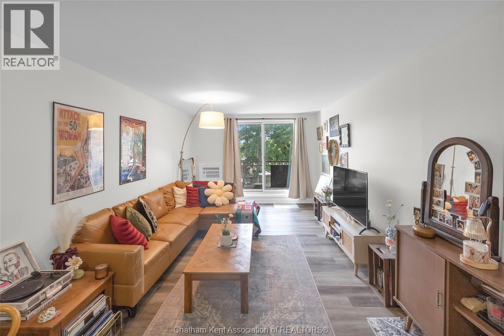#312 150 Park AVENUE East - 15
