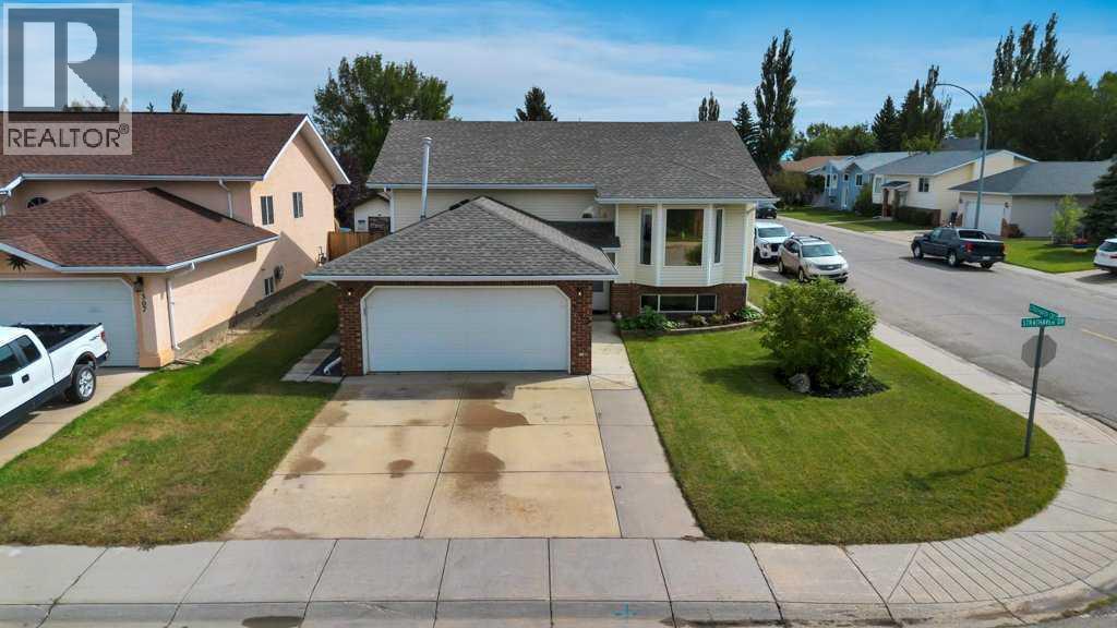 303 Strathaven Drive - 9
