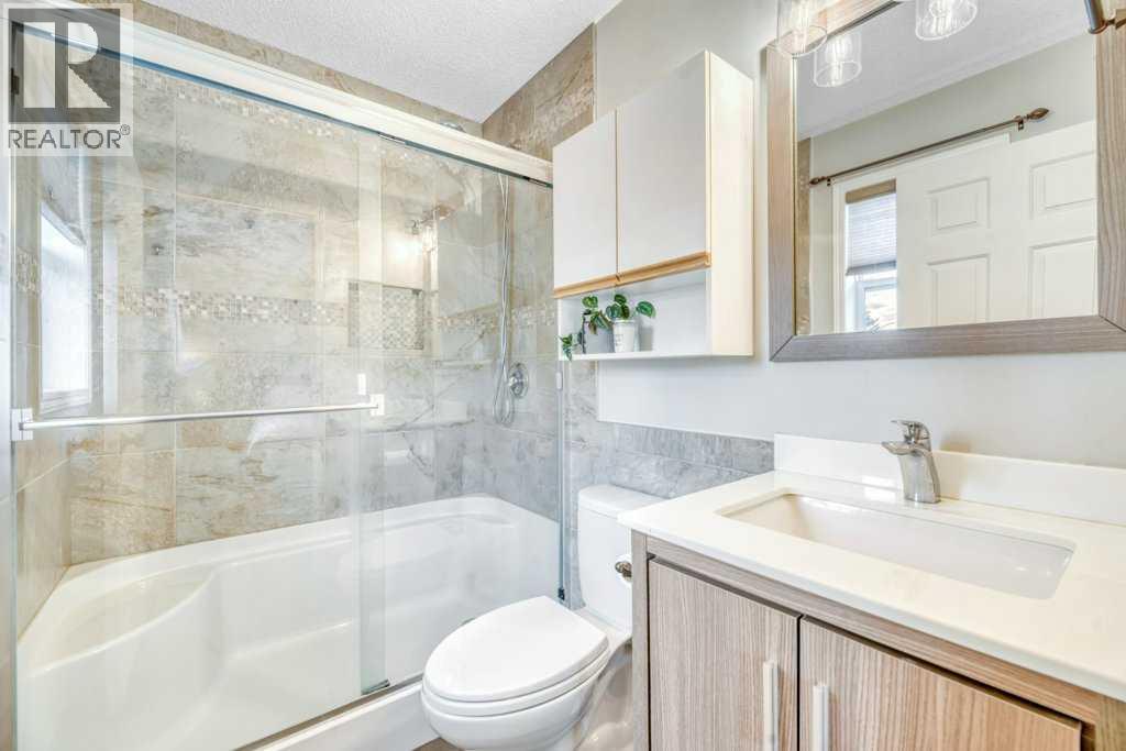 303 Strathaven Drive - 31