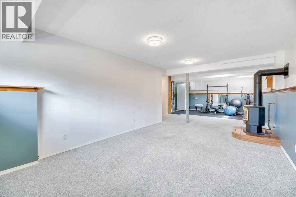 303 Strathaven Drive - 35