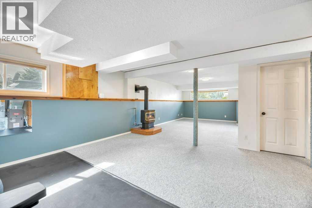 303 Strathaven Drive - 34