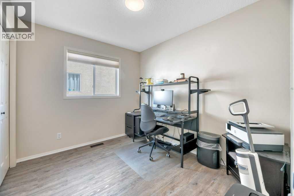 303 Strathaven Drive - 27