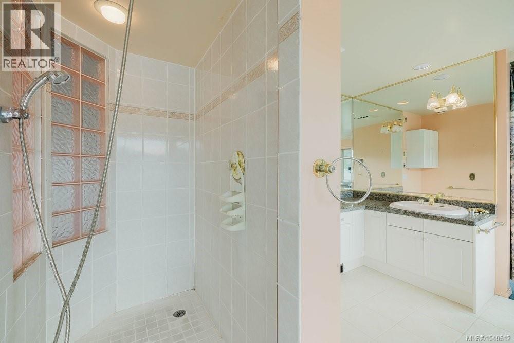 7014 Brentwood Dr - 42