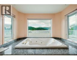 7014 Brentwood Dr, Central Saanich, BC V8M1B4 Photo 43