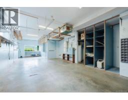7014 Brentwood Dr, Central Saanich, BC V8M1B4 Photo 57