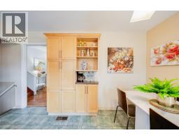 381 Carling, Windsor, ON N8S3X7 Photo 15
