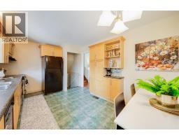 381 Carling, Windsor, ON N8S3X7 Photo 16