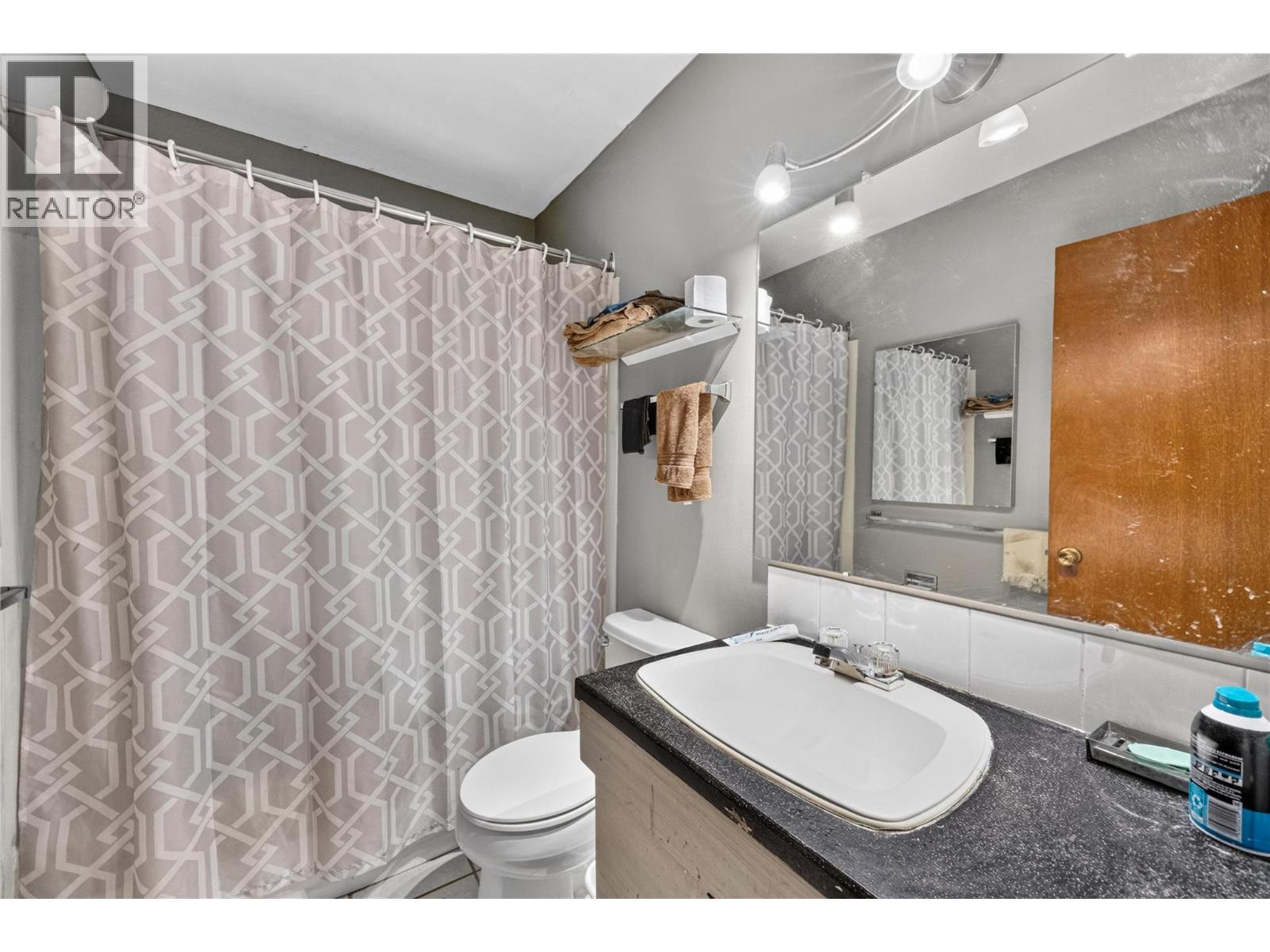 355 & 357 Gwyer Street, Penticton