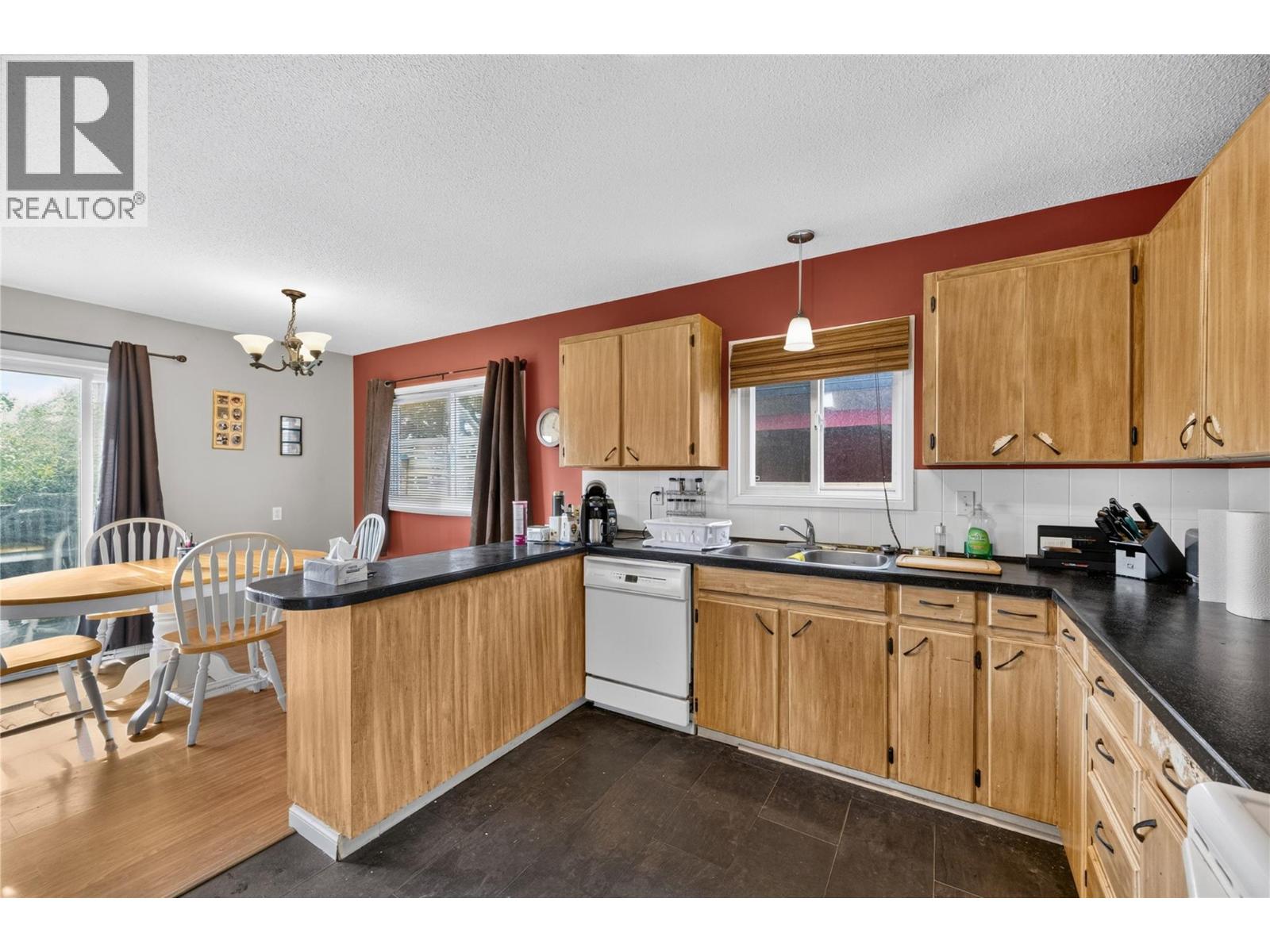 355 & 357 Gwyer Street, Penticton