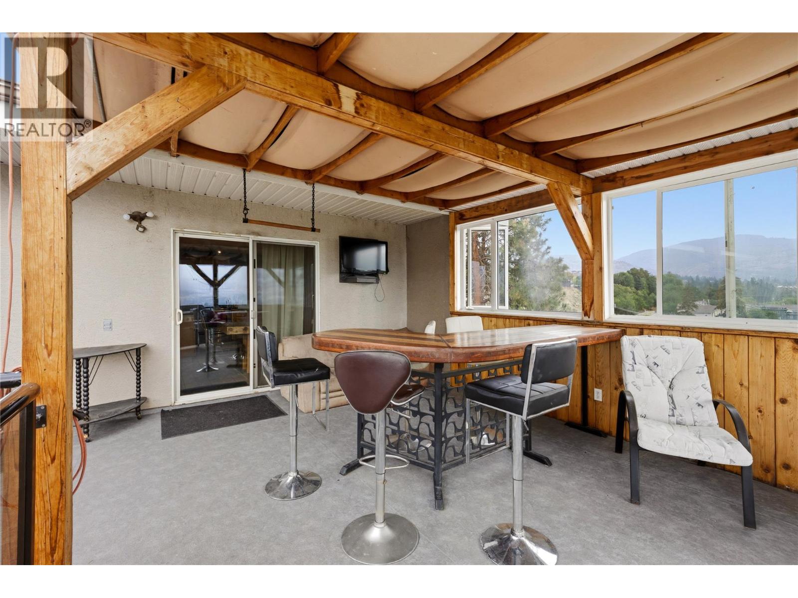355 & 357 Gwyer Street, Penticton