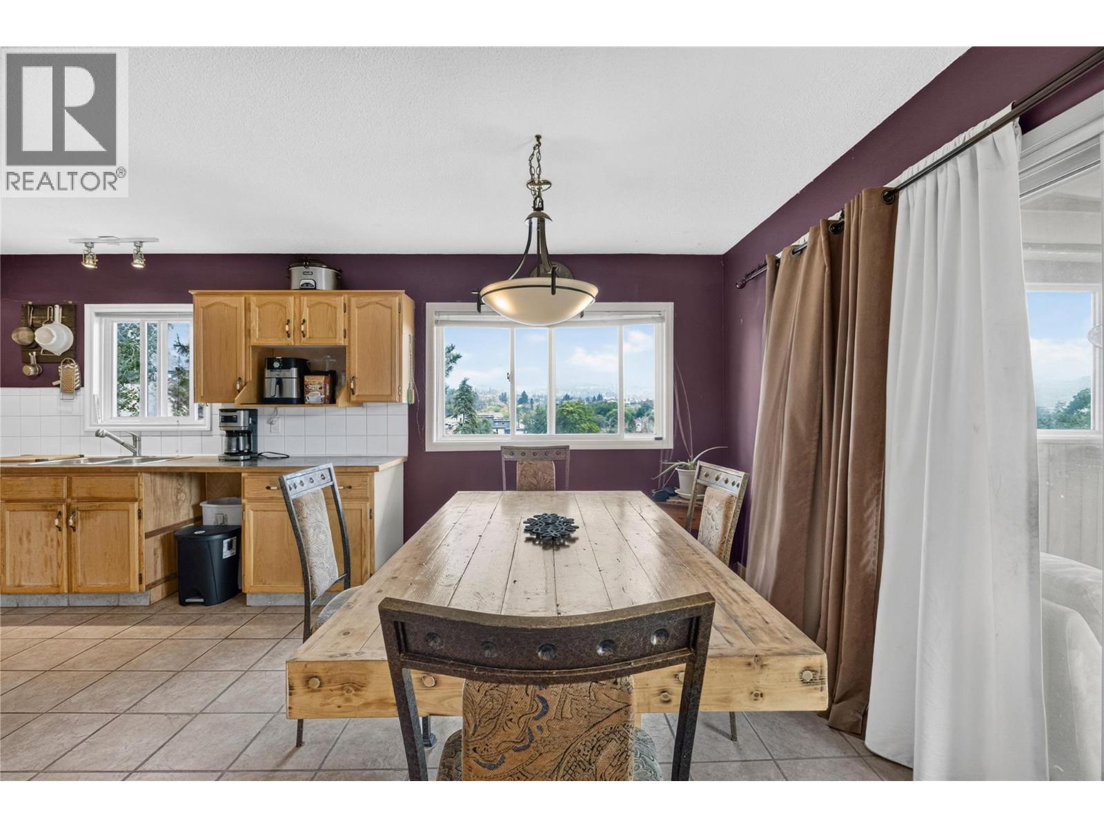 355 & 357 Gwyer Street, Penticton