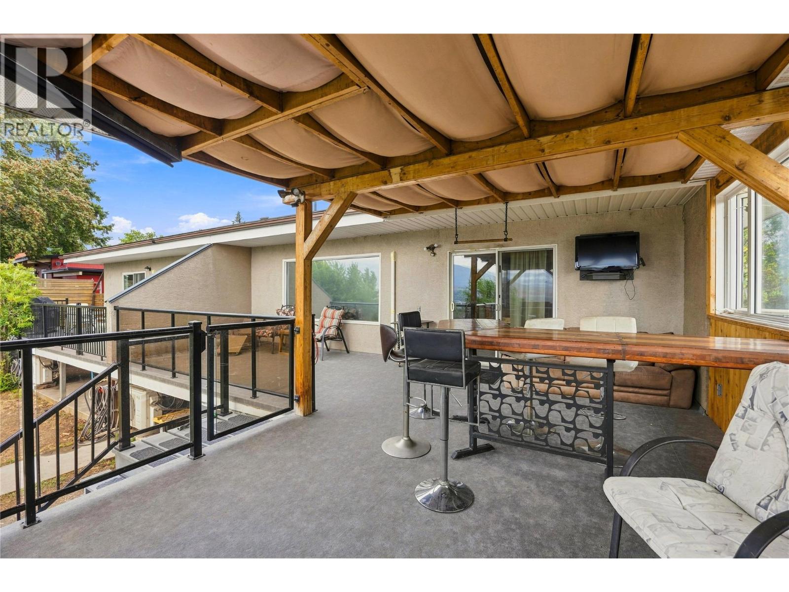 355 & 357 Gwyer Street, Penticton