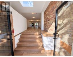 Main & 1/2 Bsmt - 440 Parliament Street, Toronto, ON M5A3A2 Photo 7