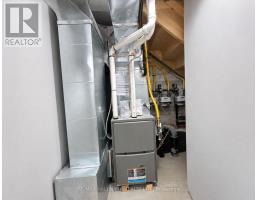 Main & 1/2 Bsmt - 440 Parliament Street, Toronto, ON M5A3A2 Photo 27