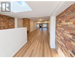 Main & 1/2 Bsmt - 440 Parliament Street, Toronto, ON M5A3A2 Photo 9