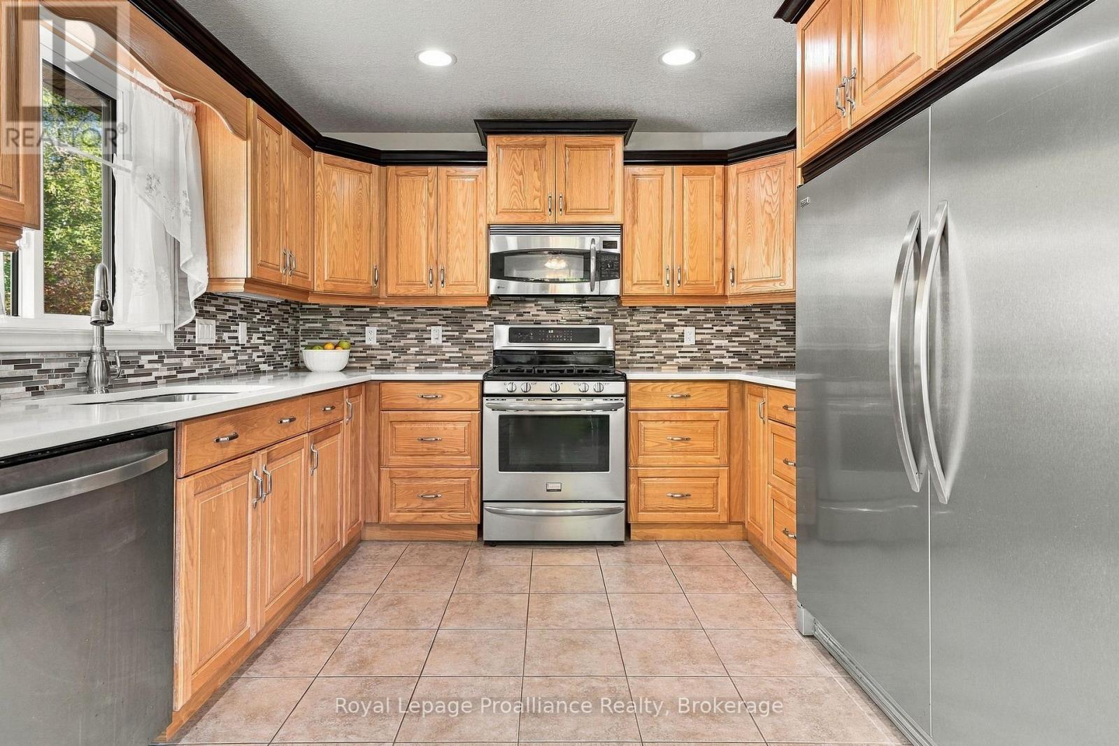 630 ENGLISH SETTLEMENT ROAD - Image 11