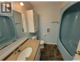 200 & 202 Saskatchewan Avenue, Tramping Lake, SK S0K4H0 Photo 21