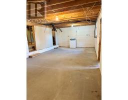 228 Main Street North thumbnail 37
