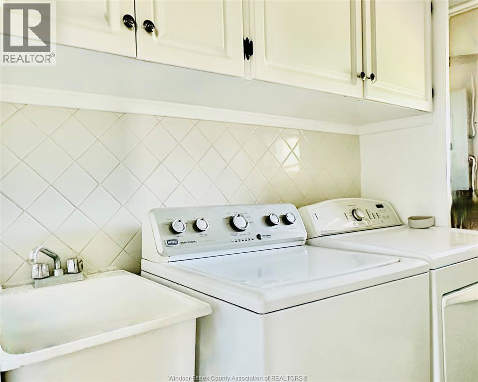 3100 LAKESHORE RD 303 - 11