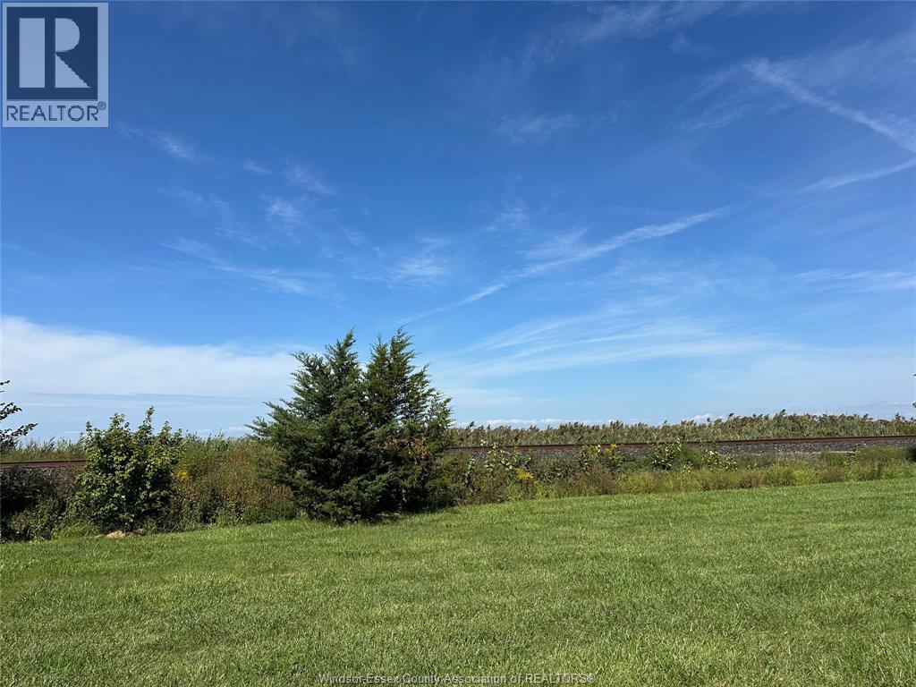 3100 LAKESHORE RD 303 - 24