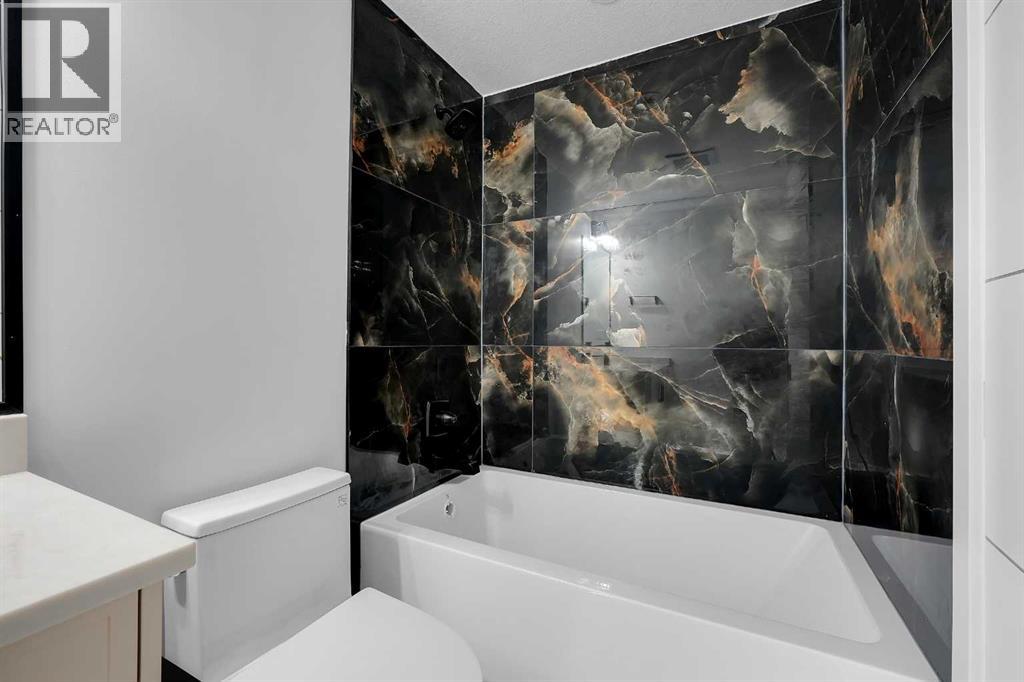 2826 31 Street SW - Image 32