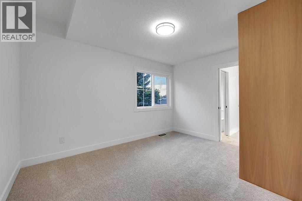 2826 31 Street SW - Image 23