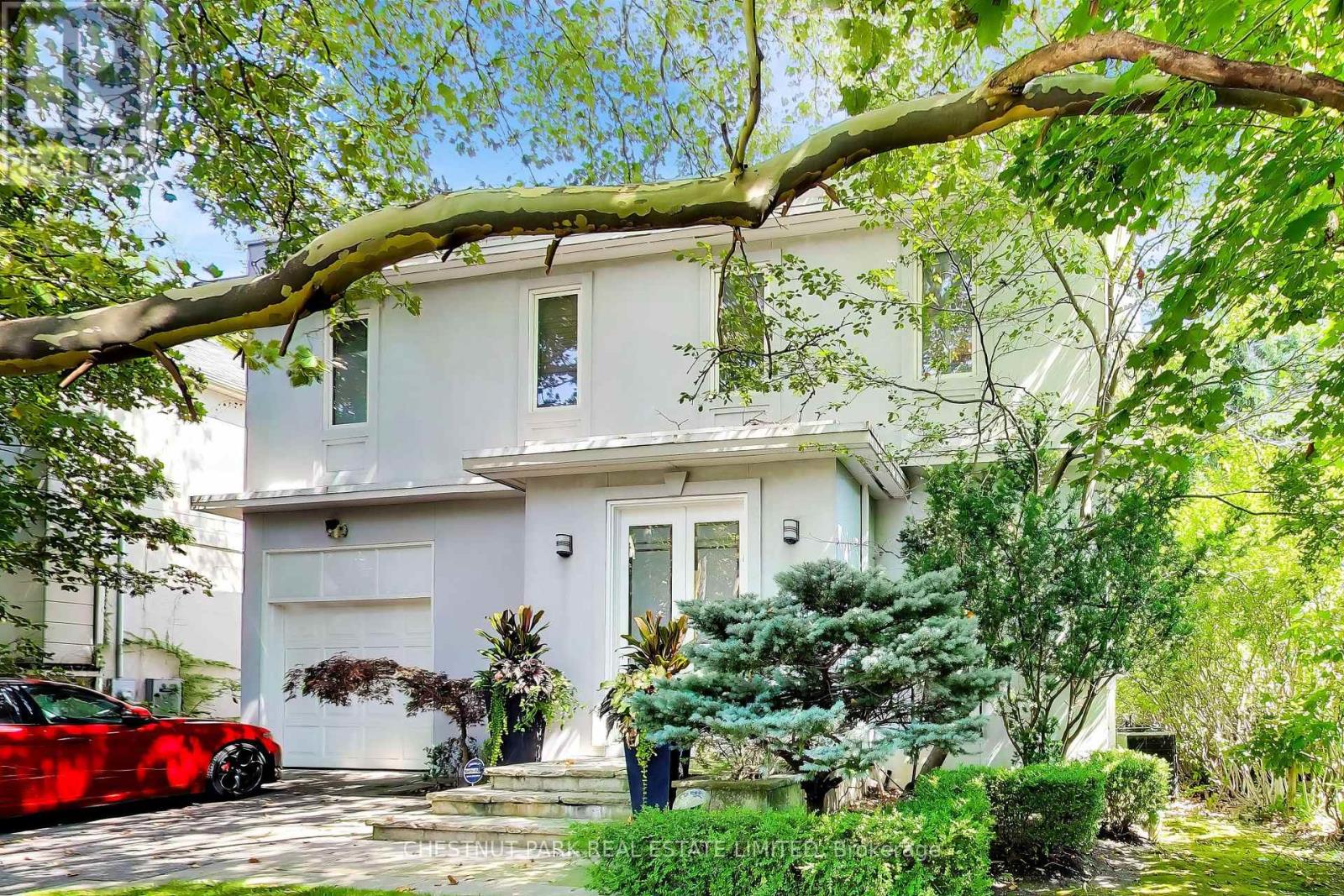 Photo of 99 Bideford Avenue