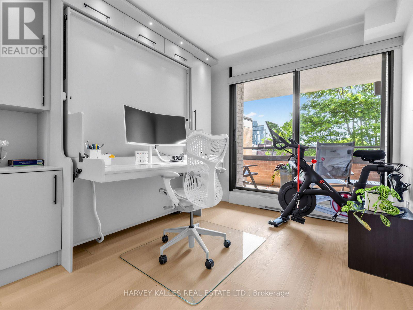 #404 349 ST. CLAIR AVENUE W - 19