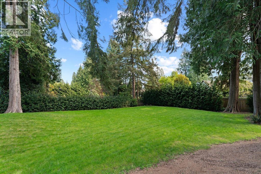 2976 PALMERSTON AVENUE, West Vancouver