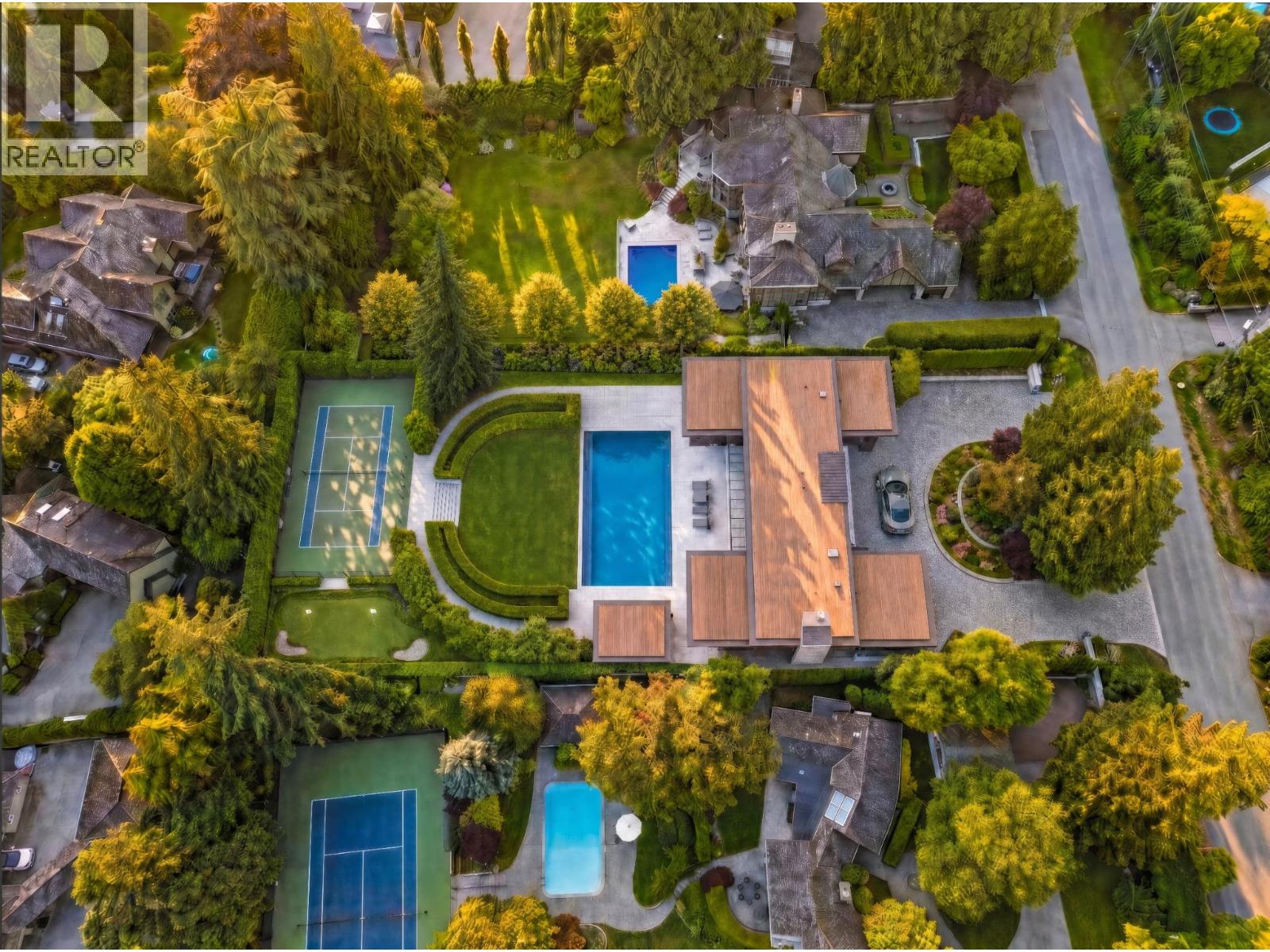 2976 PALMERSTON AVENUE, West Vancouver