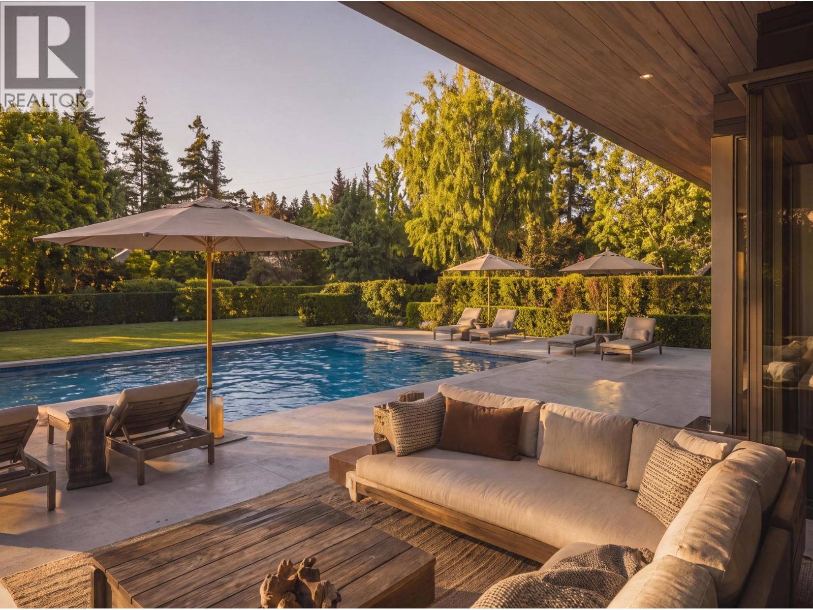 2976 PALMERSTON AVENUE, West Vancouver