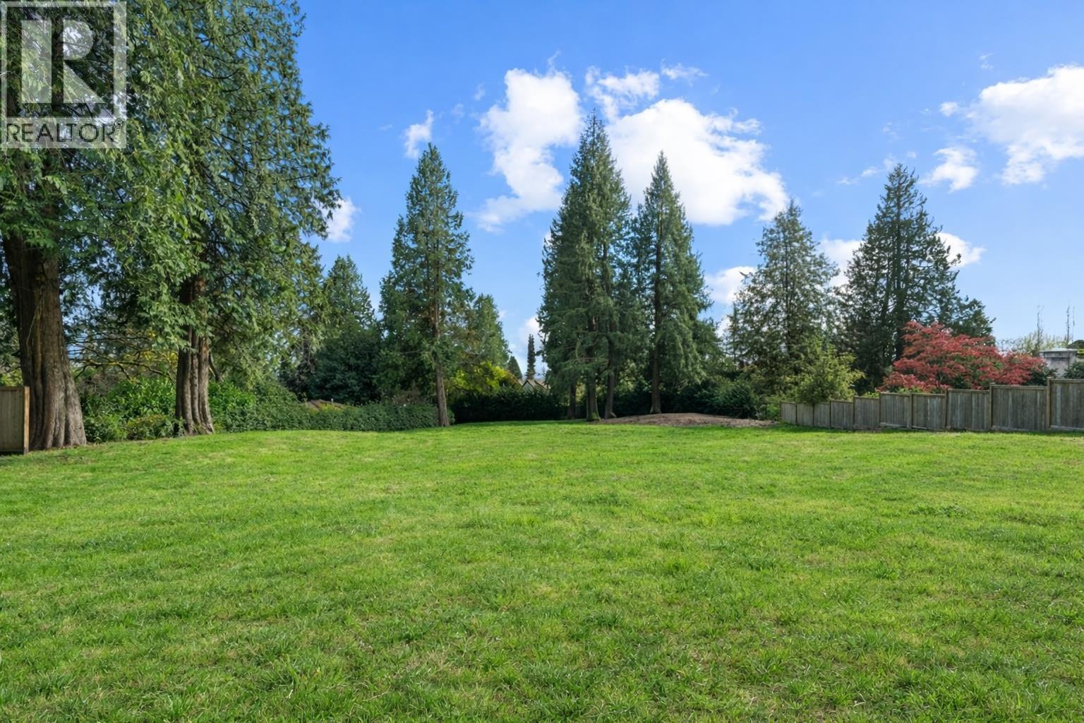 2976 PALMERSTON AVENUE, West Vancouver