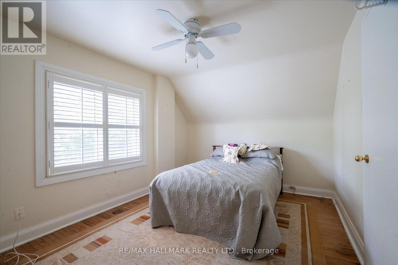 37 HOLSWADE ROAD - 20