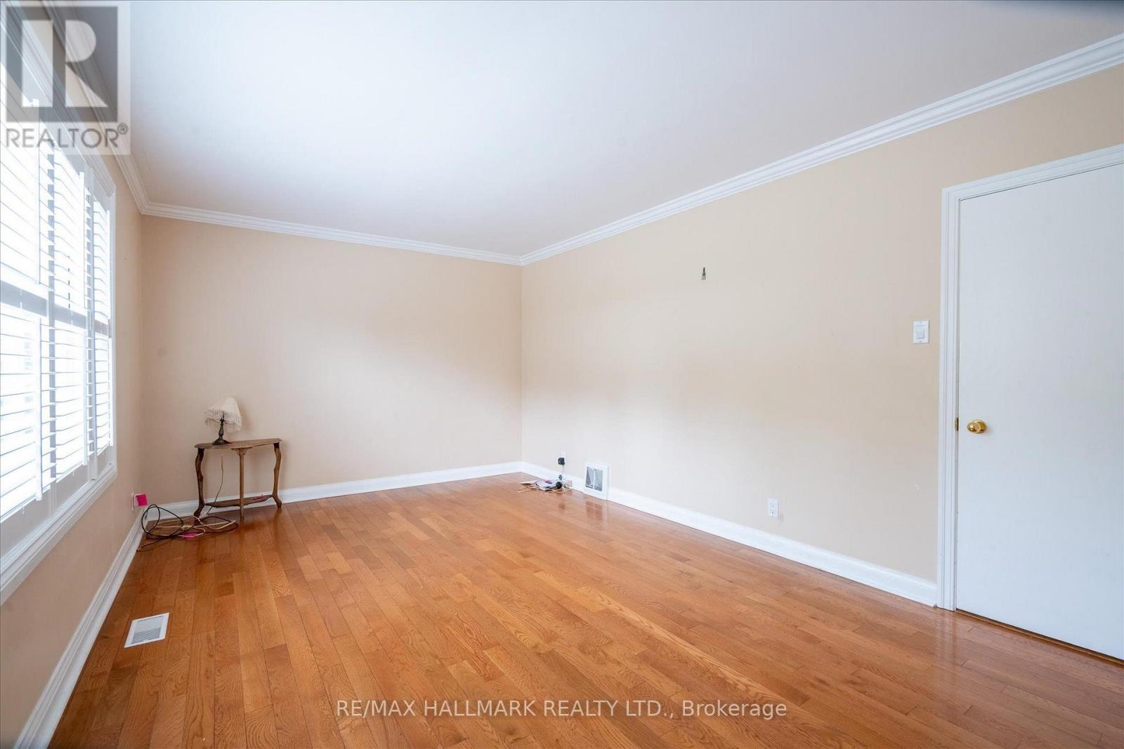 37 HOLSWADE ROAD - Image 9