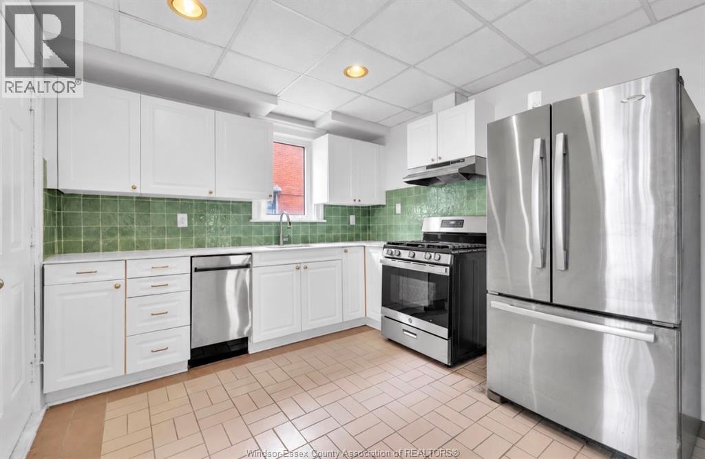 231 GLADSTONE Unit# 1, Windsor — photo 4