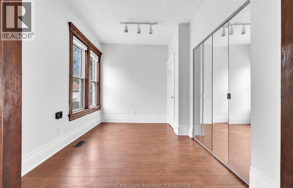 231 GLADSTONE Unit# 1, Windsor — photo 5