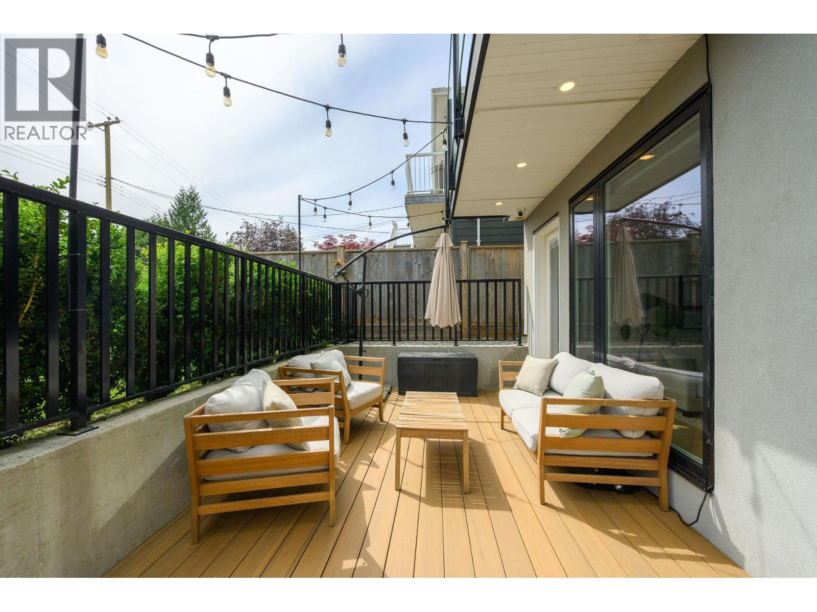 3 215 E 21ST STREET, North Vancouver