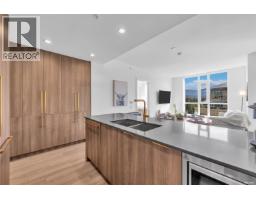704 2375 Emery Court, North Vancouver, BC V7J0E8 Photo 10