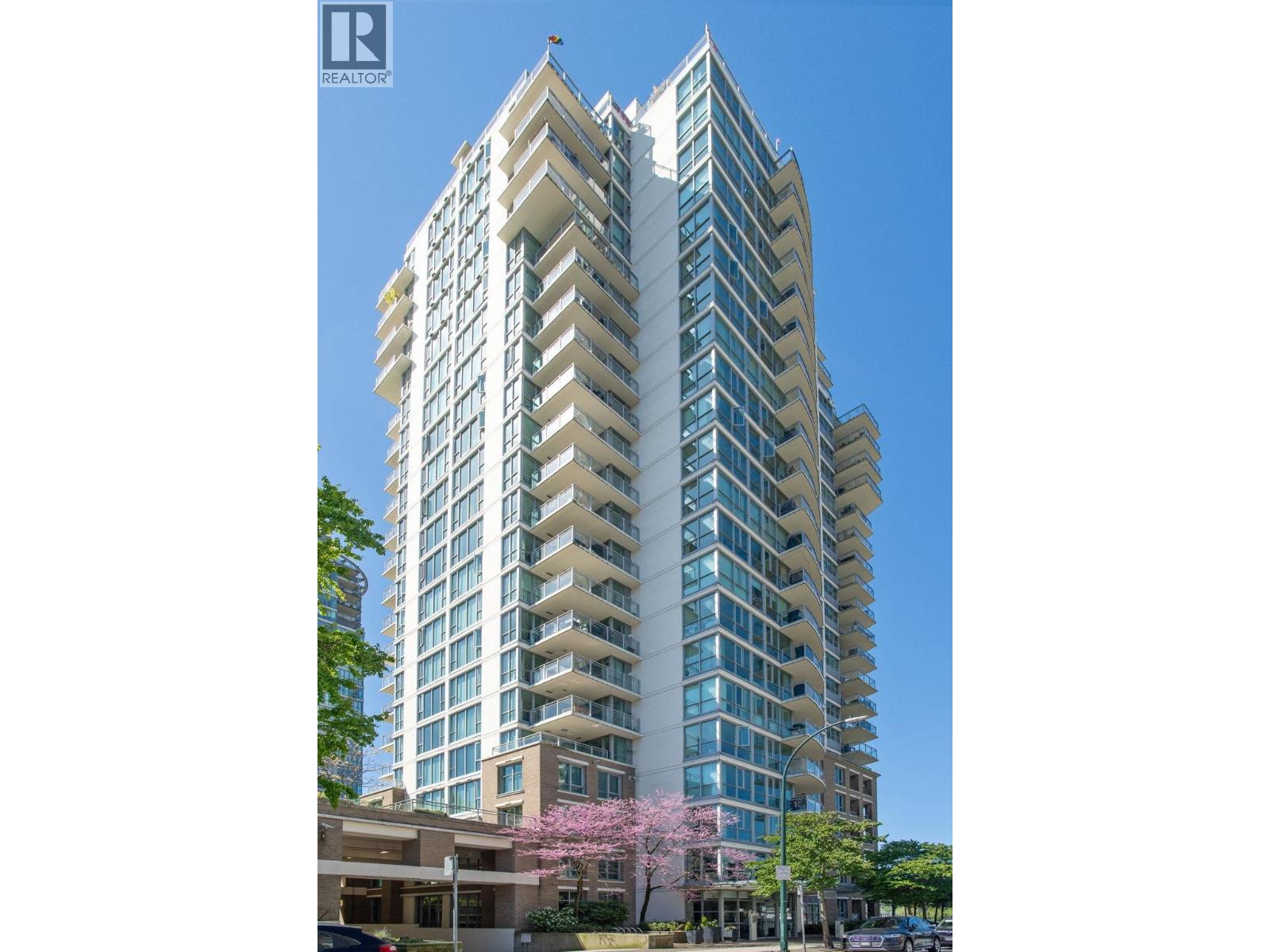 506 120 MILROSS AVENUE, Vancouver — photo 1
