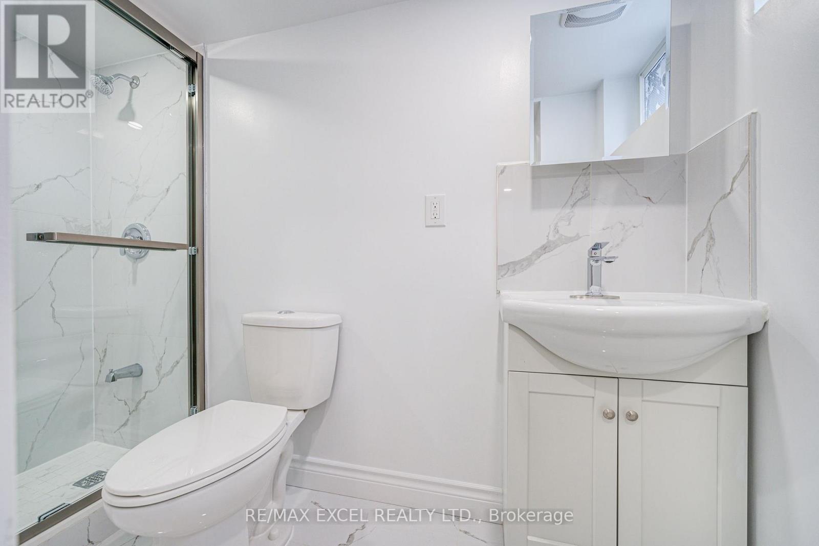 8 SIMSBURY COURT - 46