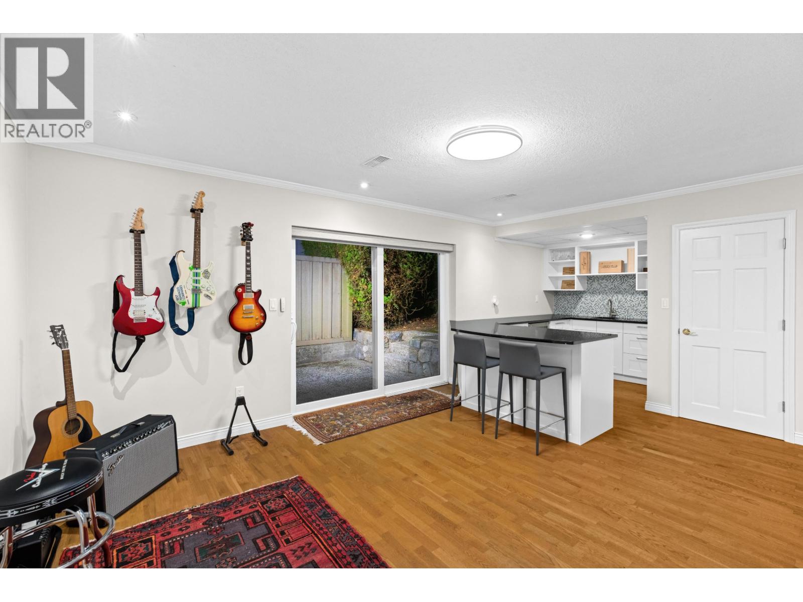 885 MARGAREE PLACE, West Vancouver