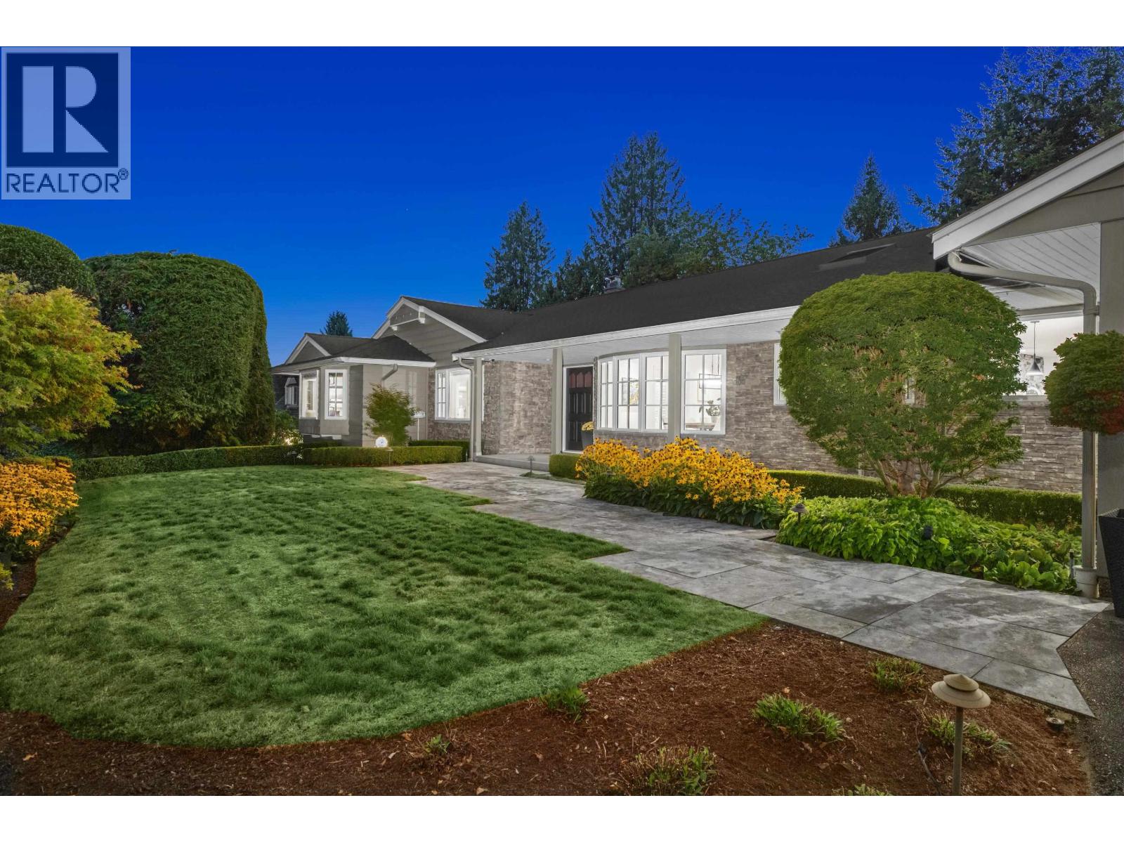 885 MARGAREE PLACE, West Vancouver