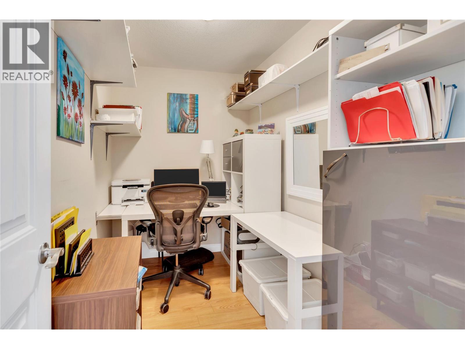 #203 101 COSSAR Avenue - Image 9