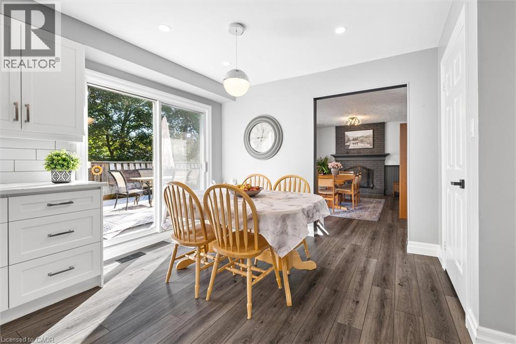 60 CHERRYTREE Court - 15