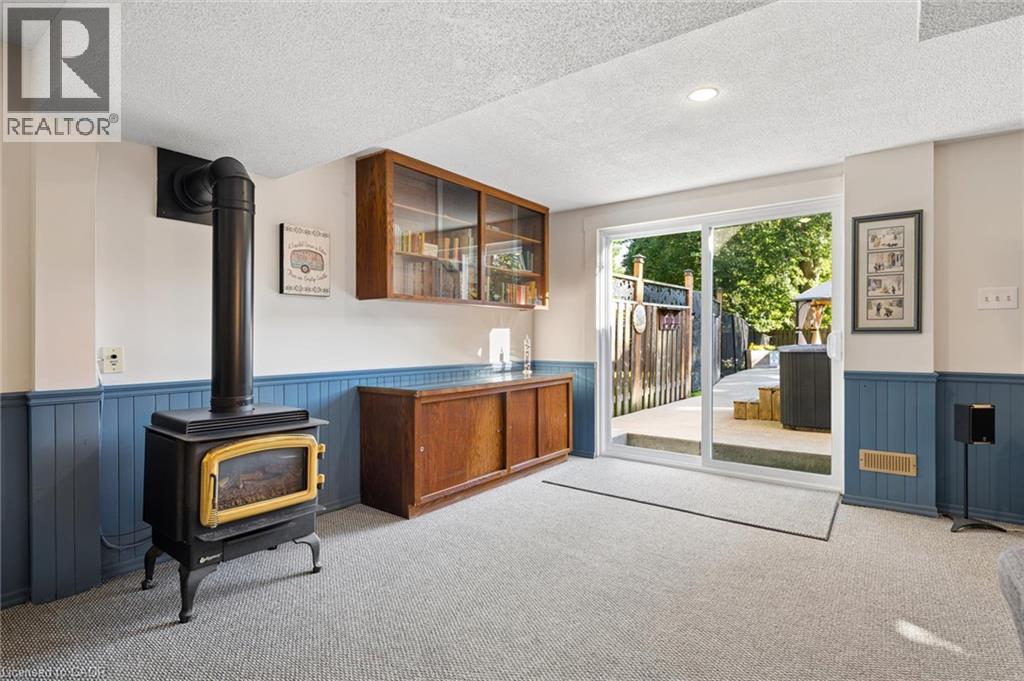 60 CHERRYTREE Court - Image 33