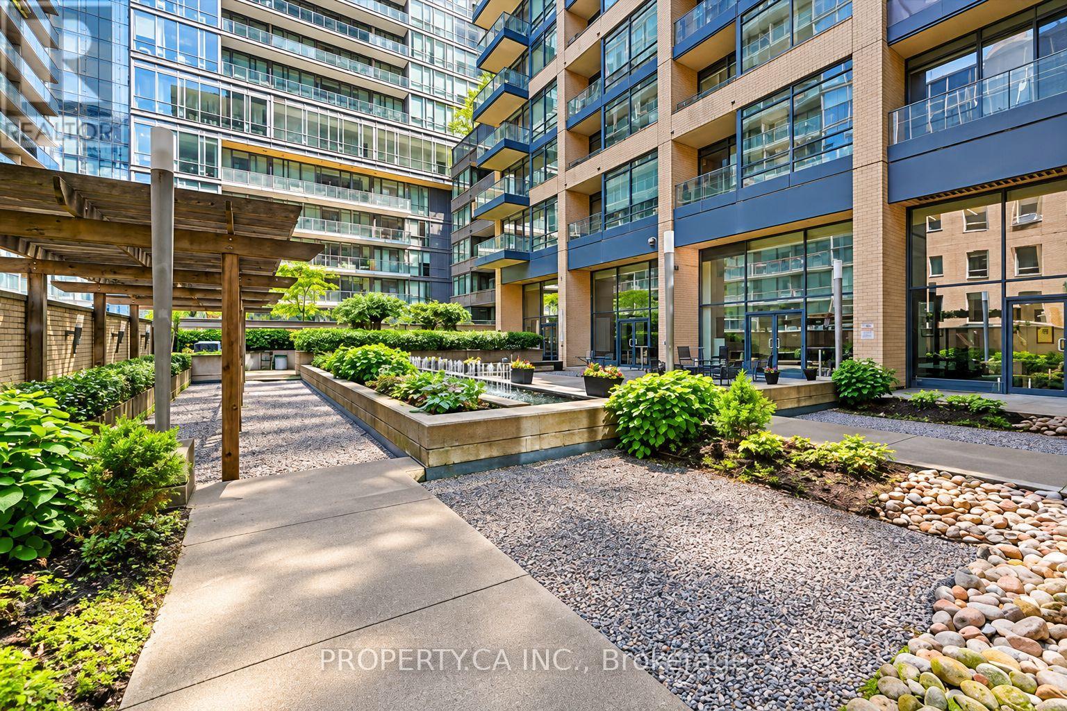 #1204 438 KING STREET W - Image 18