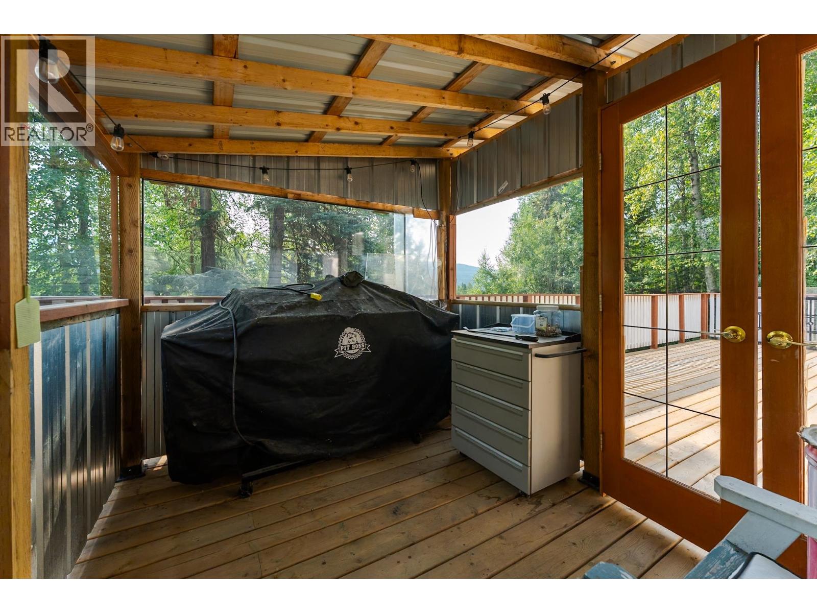 475 VALHALLA ROAD - Image 35
